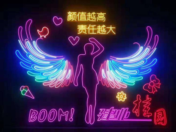 牌匾常見材質(zhì) 帶你解析門頭標牌2
